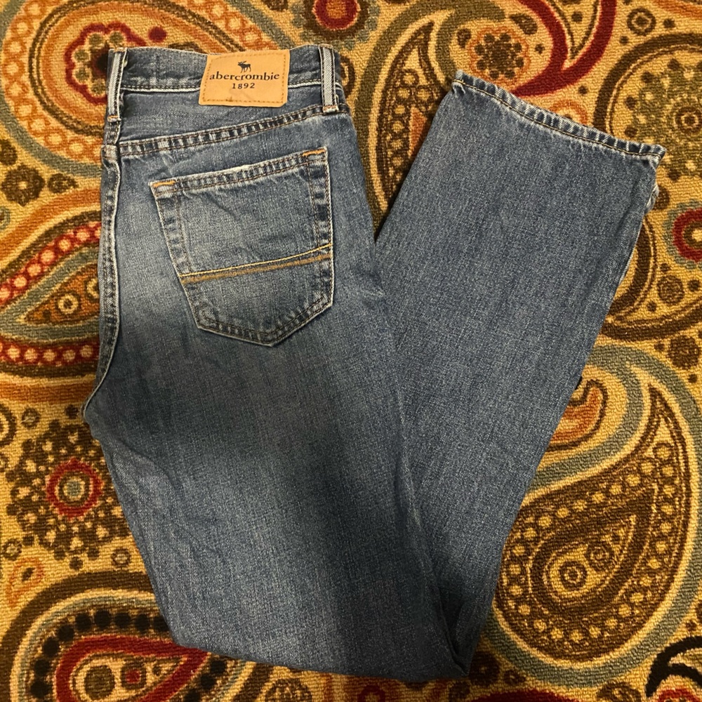 Abercrombie kids jeans size 11/12 fits like 12